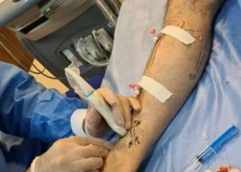 نوبت دکتر واریس در شیراز | دریافت وقت سریع از بهترین متخصص واریس